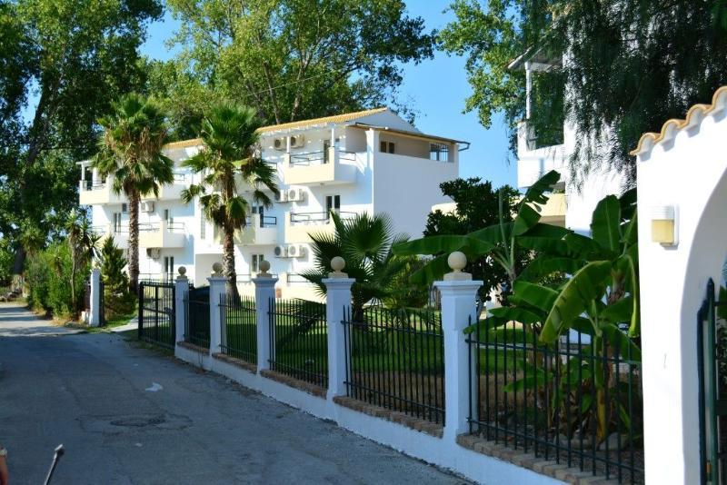 Apartmán Cavo D' Oro Complex Kávos Exteriér fotografie